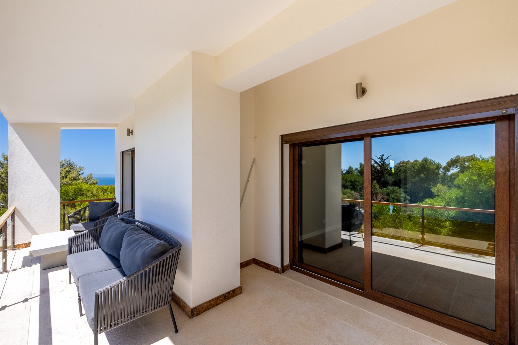  Semi-detached house, 4 bedrooms, for Sale - 物件實景