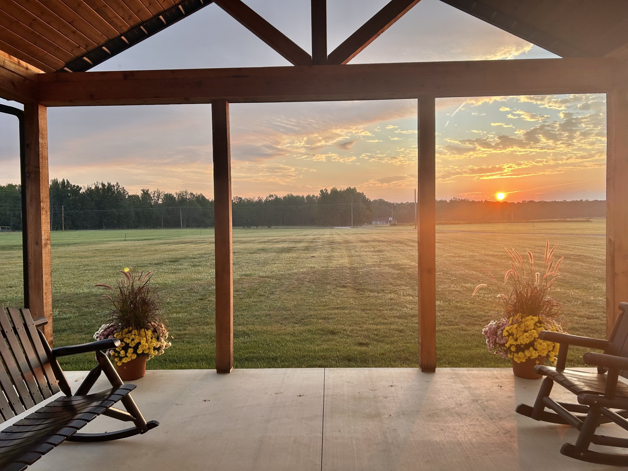 Manchester, Tennessee, 37355, United States, 4 Bedrooms Bedrooms, ,3 BathroomsBathrooms,Residential,For Sale,2015723