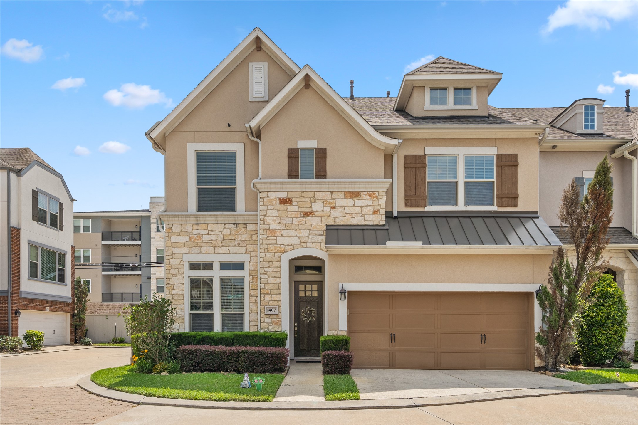 1407 Devonshire Manor Lane