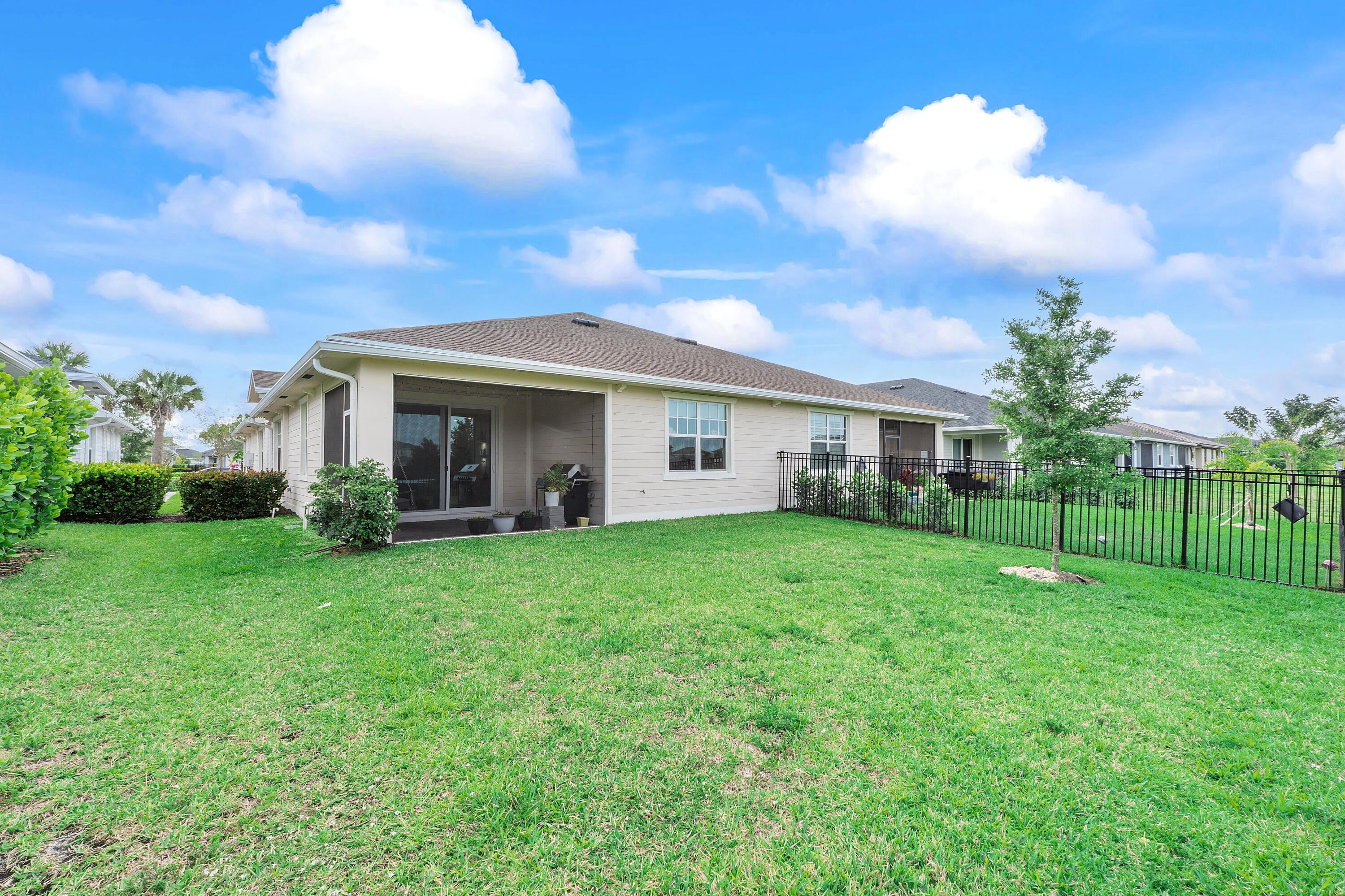 Loxahatchee, Florida, 33470, United States, 3 Bedrooms Bedrooms, ,2 BathroomsBathrooms,Residential,For Sale,1762338