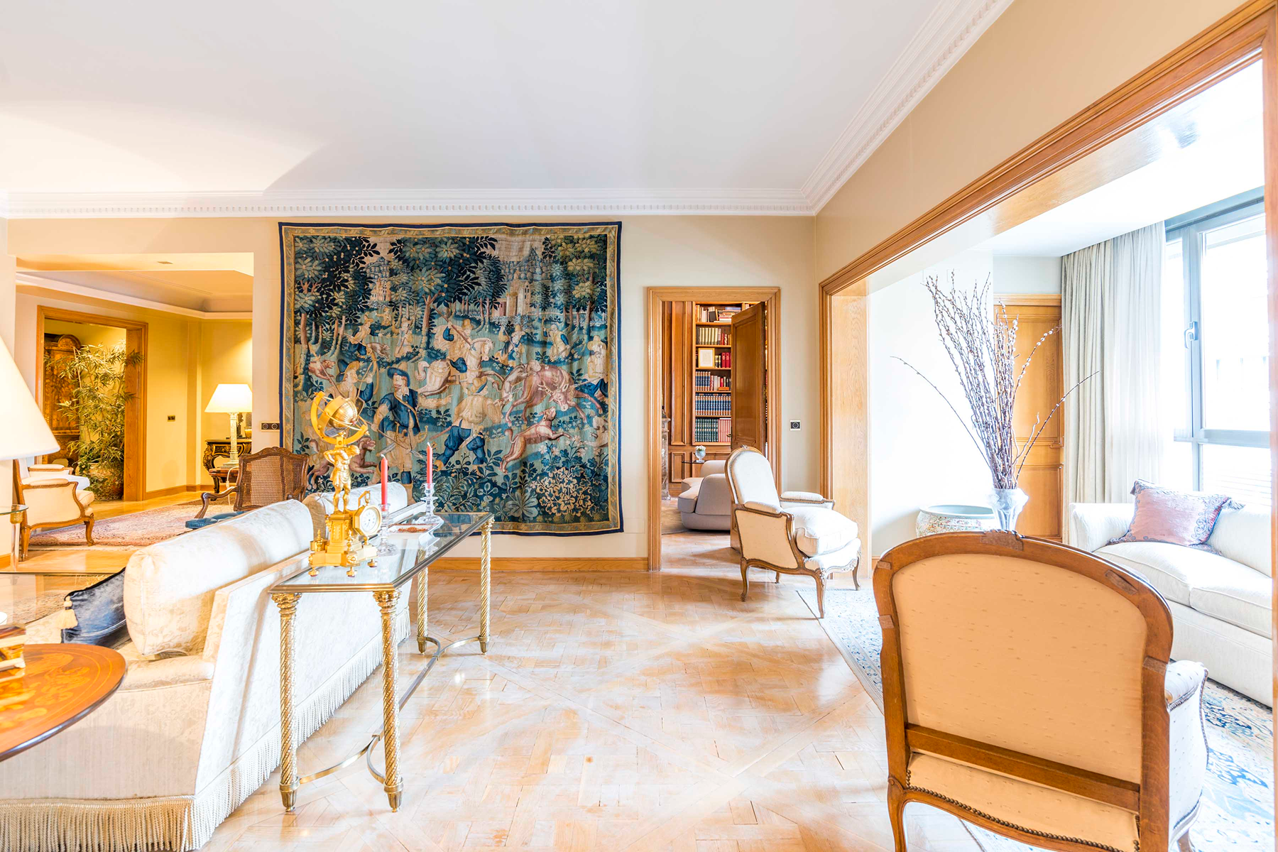  Elegant flat on Calle Velázquez with renovation potential  Barrio de Salamanca - 物件實景