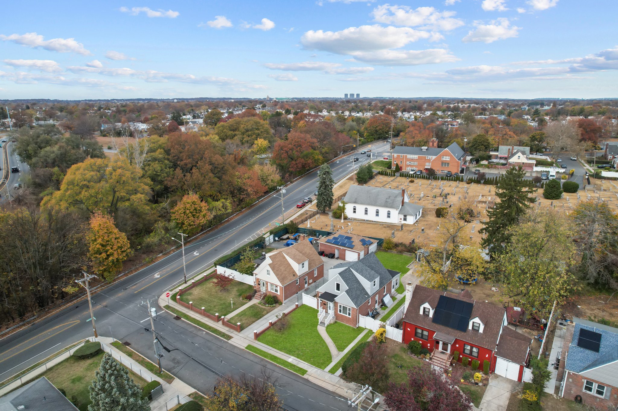 Valley Stream, New York, 11580, United States, 4 Bedrooms Bedrooms, ,3 BathroomsBathrooms,Residential,For Sale,1935482