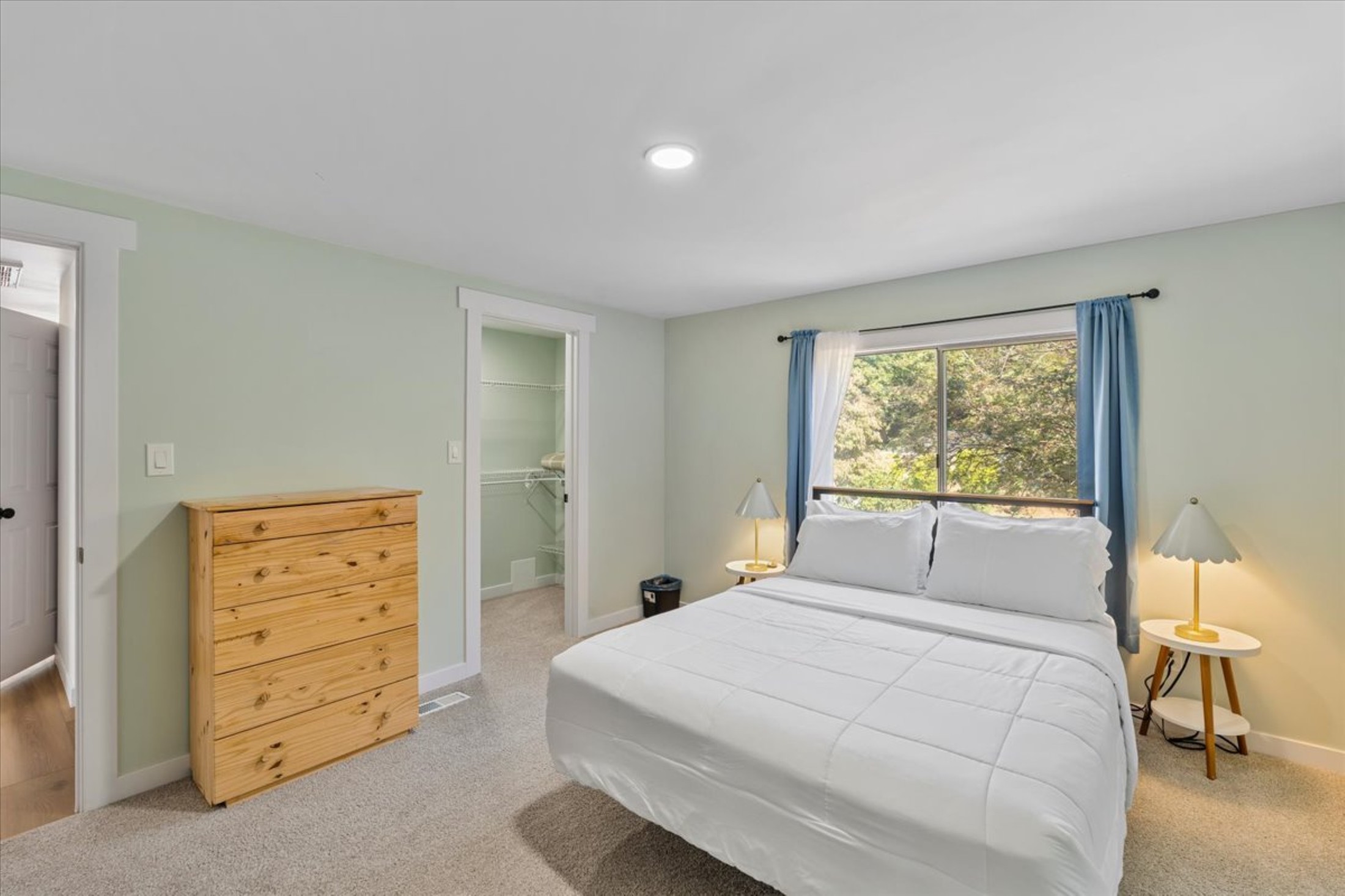  Modern Renton Bungalow - 物件實景