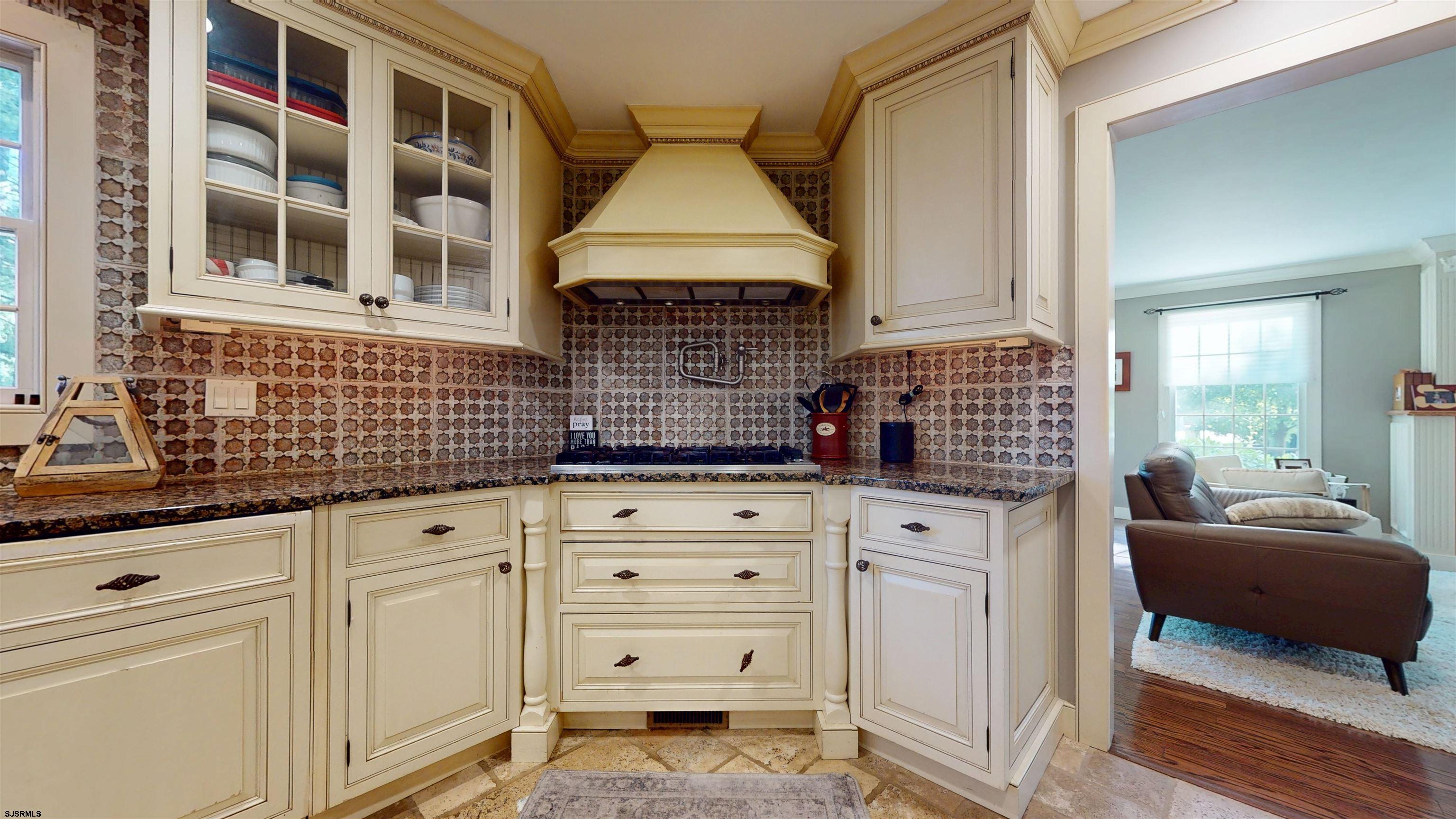 Linwood, New Jersey, 08221, United States, 6 Bedrooms Bedrooms, ,5 BathroomsBathrooms,Residential,For Sale,1975811