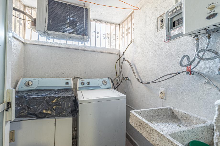 Circunvalacion del robalo, Puerto Vallarta, Jalisco, 48310, Mexico, 2 Bedrooms Bedrooms, ,1 BathroomBathrooms,Residential,For Sale,Circunvalacion del robalo,1425826