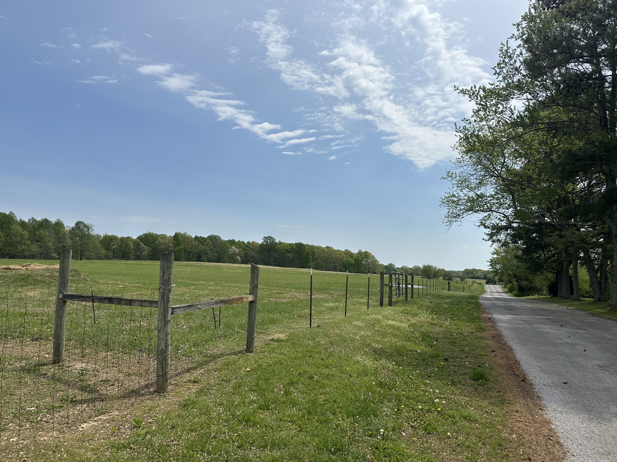 Lawrenceburg, Tennessee, 38464, United States, 3 Bedrooms Bedrooms, ,1 BathroomBathrooms,Residential,For Sale,1767762