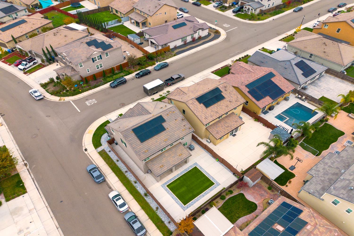 Manteca, California, 95337, United States, 4 Bedrooms Bedrooms, ,3 BathroomsBathrooms,Residential,For Sale,2001194