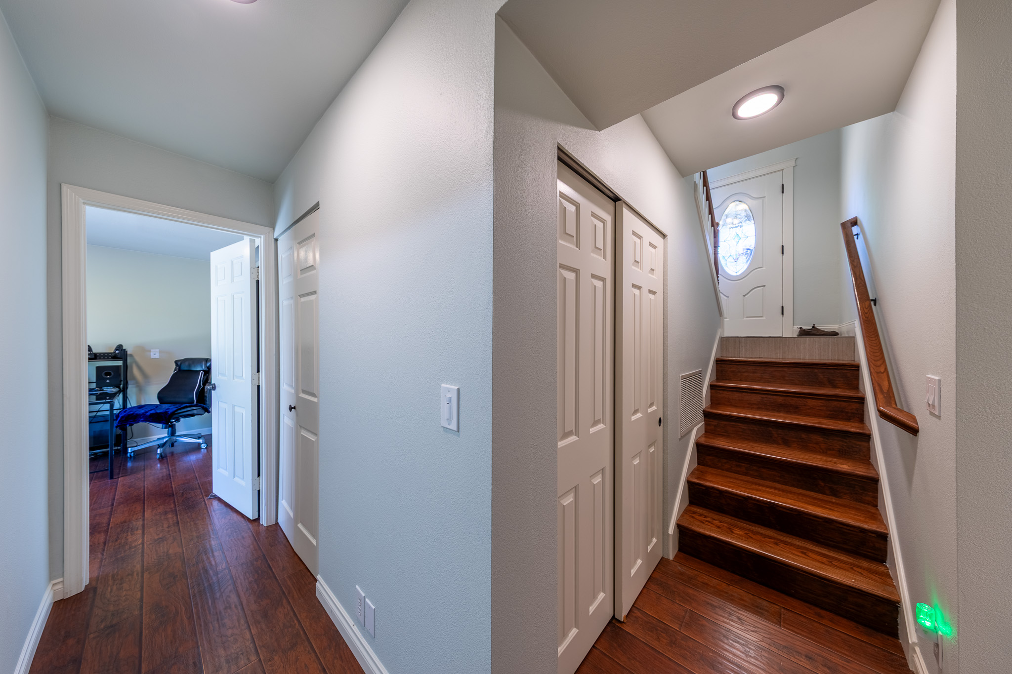  Updated Tri Level Craftsman in Everett - 物件實景