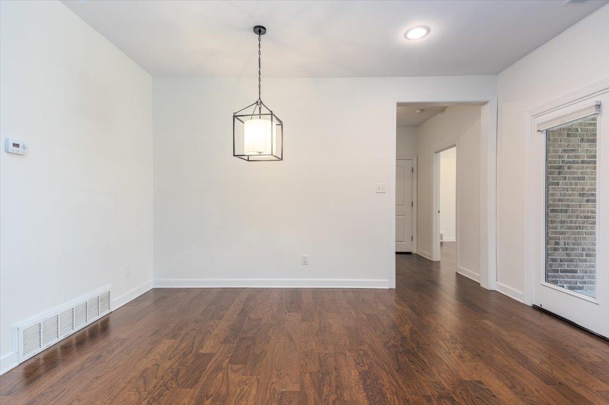 Collierville, Tennessee, 38017, United States, 4 Bedrooms Bedrooms, ,3 BathroomsBathrooms,Residential,For Sale,1907288