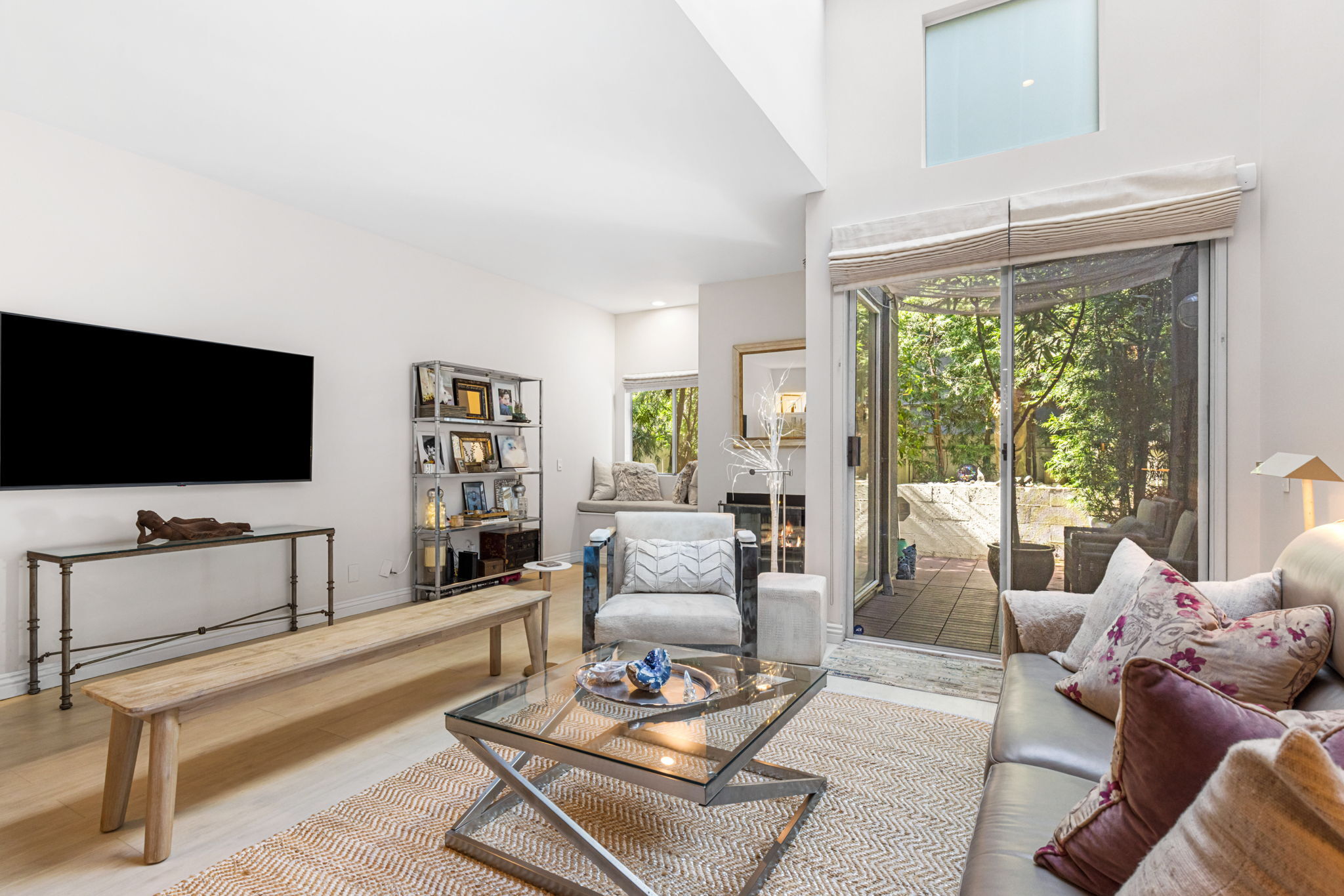  1617 S Beverly Glen Blvd - 物件實景