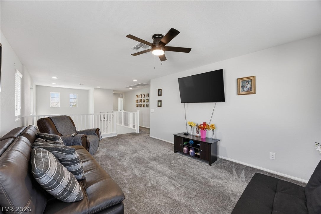 Las Vegas, Nevada, 89129, United States, 4 Bedrooms Bedrooms, ,3 BathroomsBathrooms,Residential,For Sale,2023651