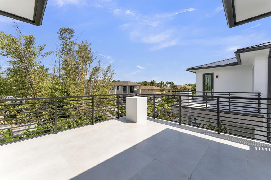 Delray Beach, Florida, 33444, United States, 4 Bedrooms Bedrooms, ,5 BathroomsBathrooms,Residential,For Sale,1974503