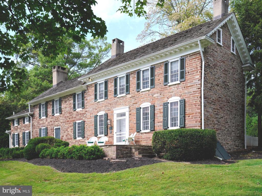 Newtown, Pennsylvania, 18940, United States, 4 Bedrooms Bedrooms, ,4 BathroomsBathrooms,Residential,For Sale,1995554