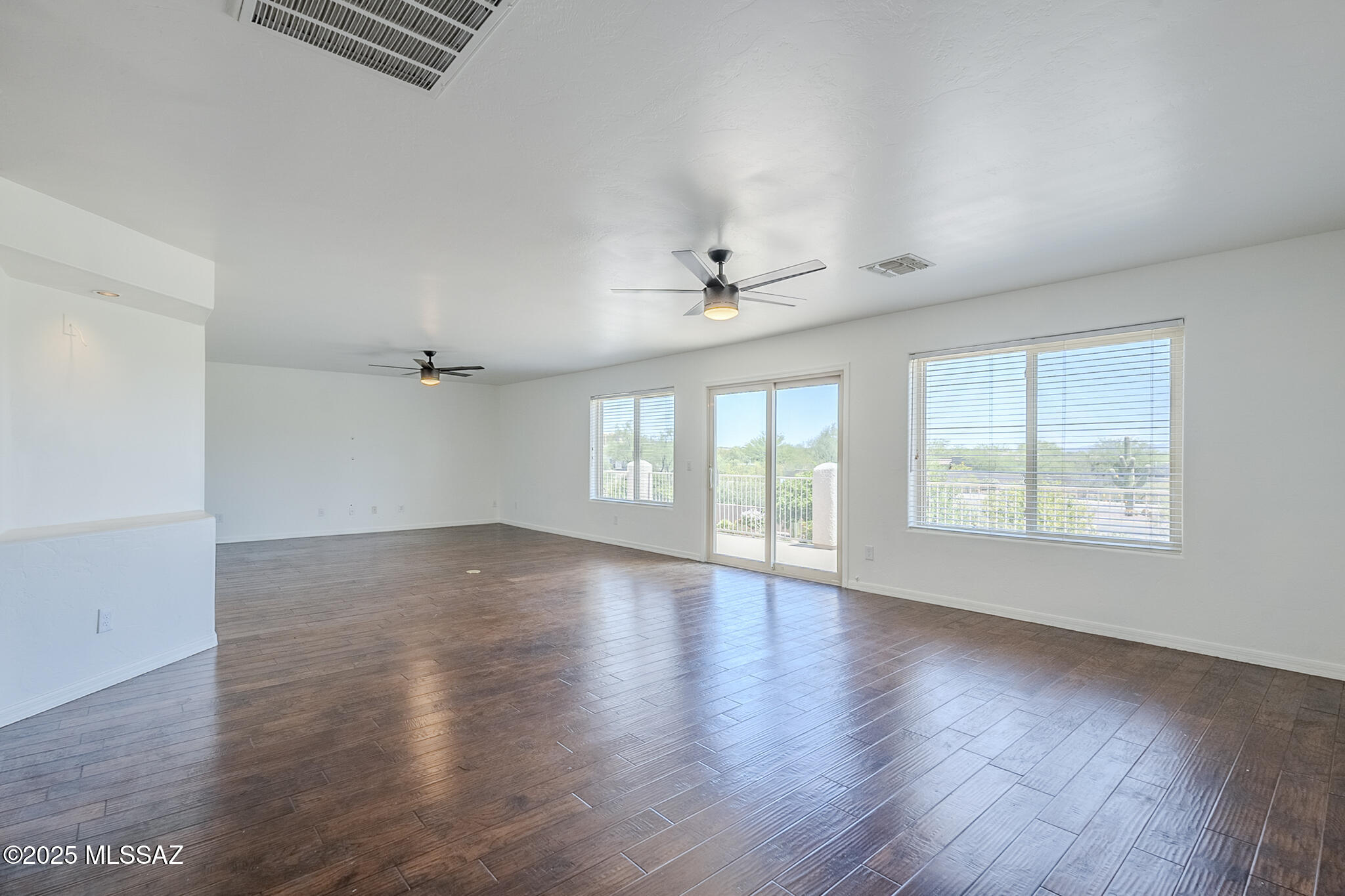 Oro Valley, Arizona, 85755, United States, 5 Bedrooms Bedrooms, ,3 BathroomsBathrooms,Residential,For Sale,1918378