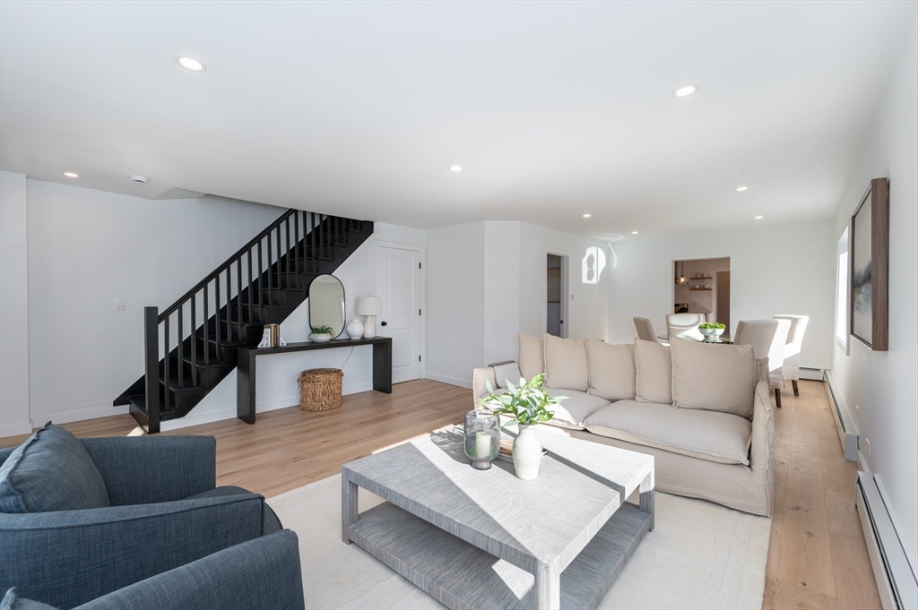 Haverhill, Massachusetts, 01830, United States, 4 Bedrooms Bedrooms, ,2 BathroomsBathrooms,Residential,For Sale,1991718