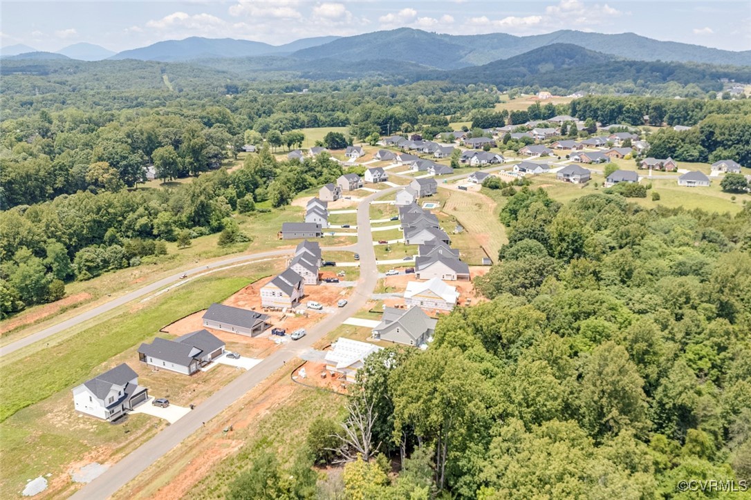 Bedford, Virginia, 24503, United States, 3 Bedrooms Bedrooms, ,3 BathroomsBathrooms,Residential,For Sale,1923891