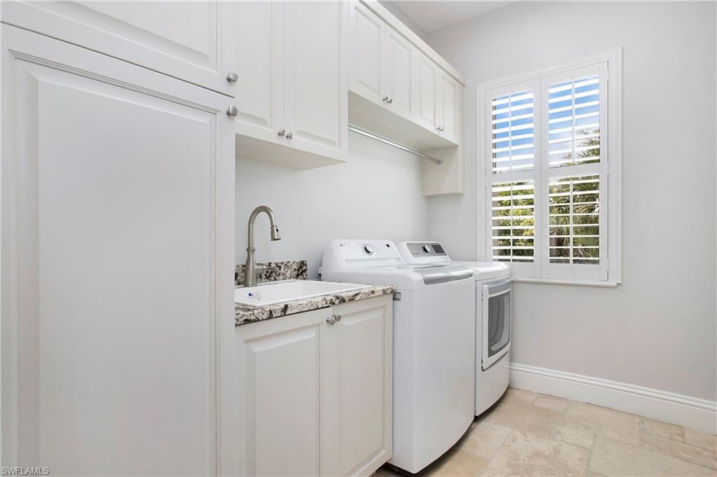 780 25th St SW, Naples, Florida, 34117, United States, 6 Bedrooms Bedrooms, ,5 BathroomsBathrooms,Residential,For Sale,780 25th St SW,1606659