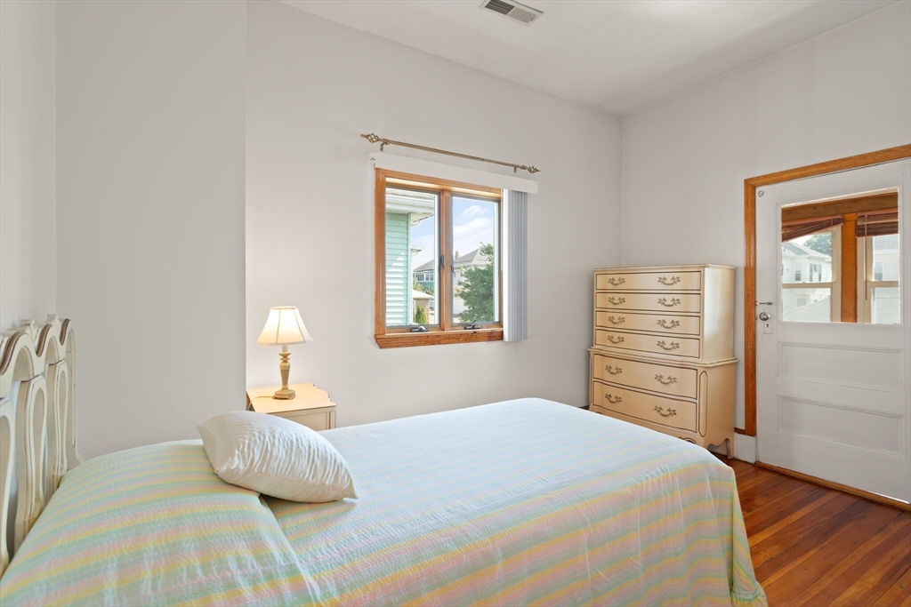 Medford, Massachusetts, 02155, United States, 4 Bedrooms Bedrooms, ,2 BathroomsBathrooms,Residential,For Sale,1935806