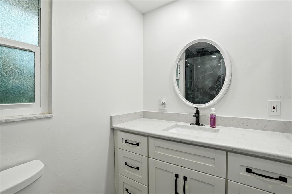 North Fort Myers, Florida, 33903, United States, 3 Bedrooms Bedrooms, ,2 BathroomsBathrooms,Residential,For Sale,1998346