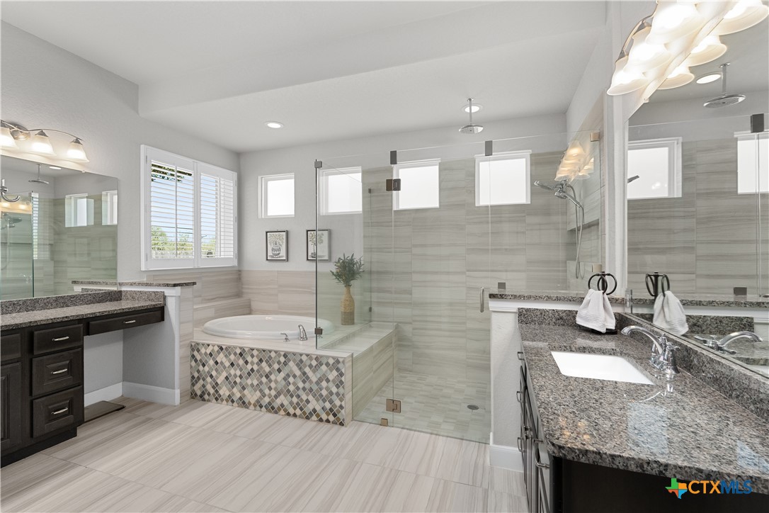 San Marcos, Texas, 78666, United States, 4 Bedrooms Bedrooms, ,4 BathroomsBathrooms,Residential,For Sale,1961240