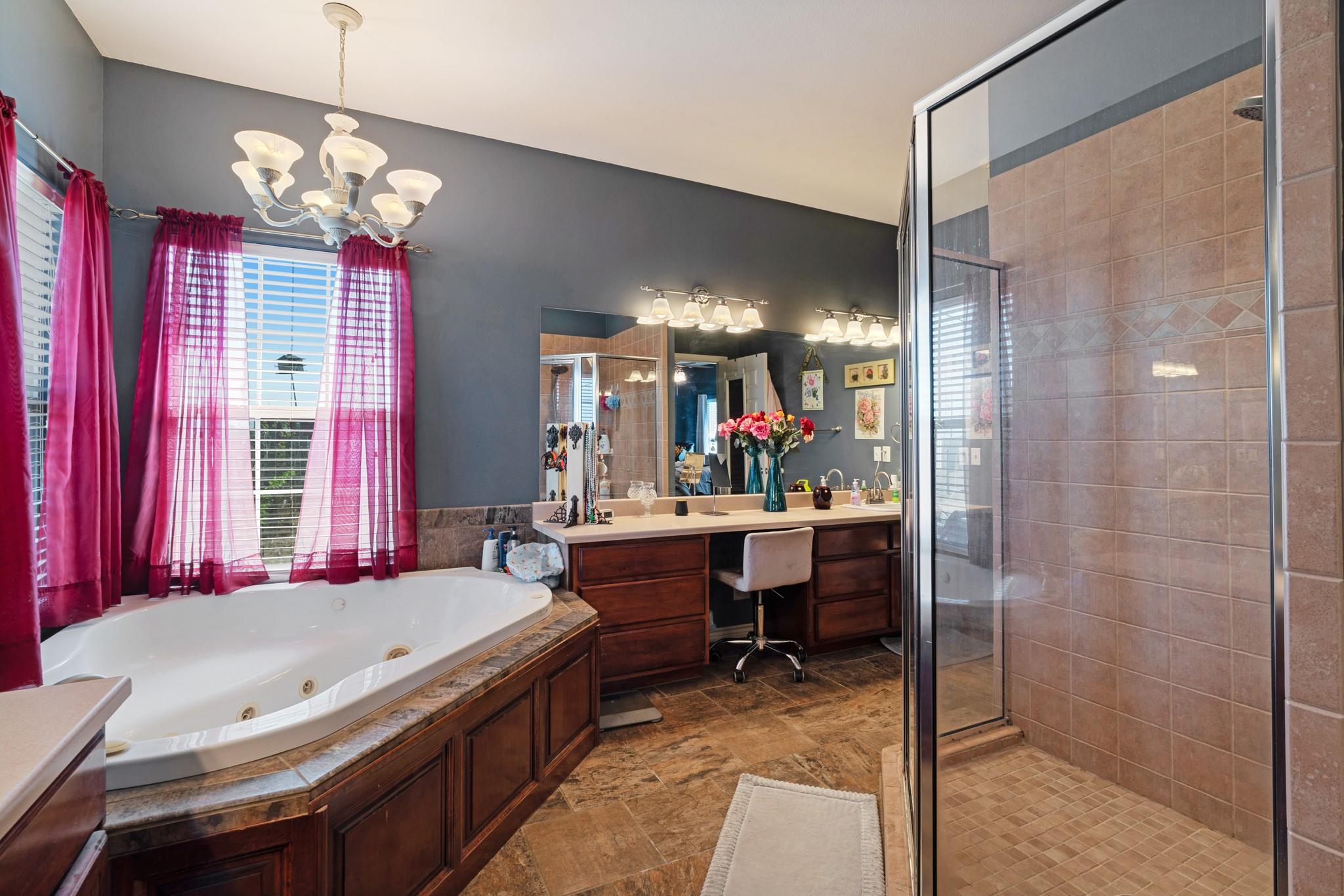 Deport, Texas, 75436, United States, 3 Bedrooms Bedrooms, ,3 BathroomsBathrooms,Residential,For Sale,1982832