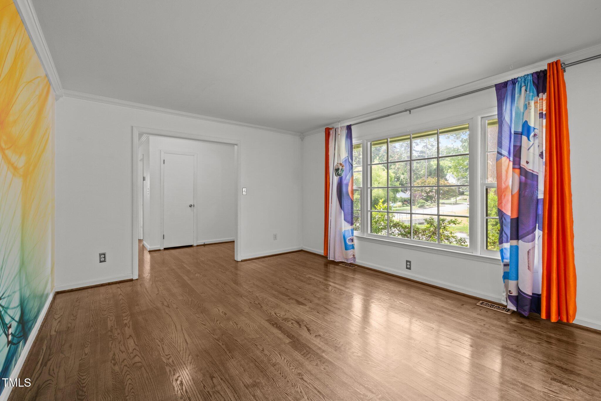 Raleigh, North Carolina, 27606, United States, 5 Bedrooms Bedrooms, ,2 BathroomsBathrooms,Residential,For Sale,1857756