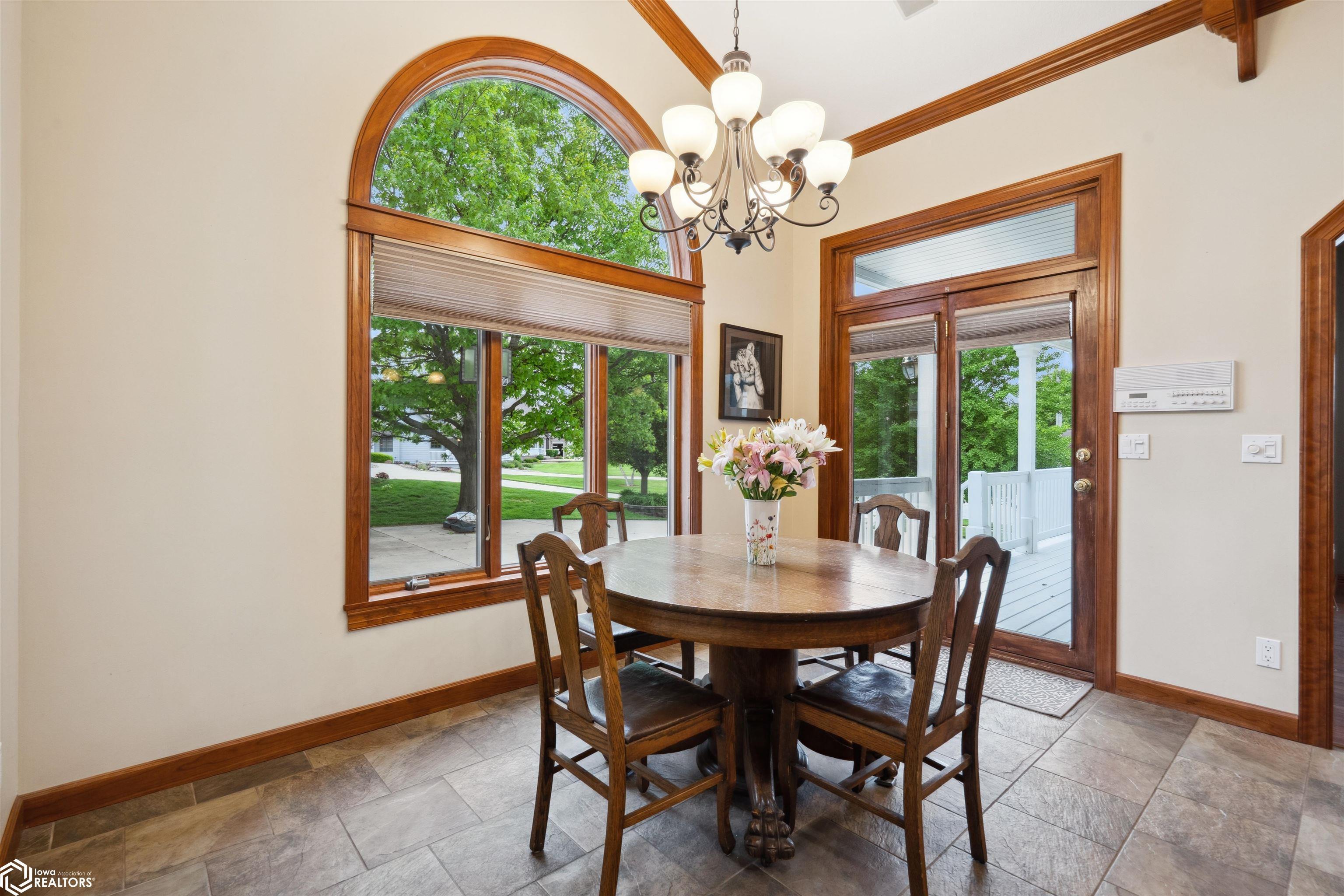 Marshalltown, Iowa, 50158, United States, 4 Bedrooms Bedrooms, ,4 BathroomsBathrooms,Residential,For Sale,1980517