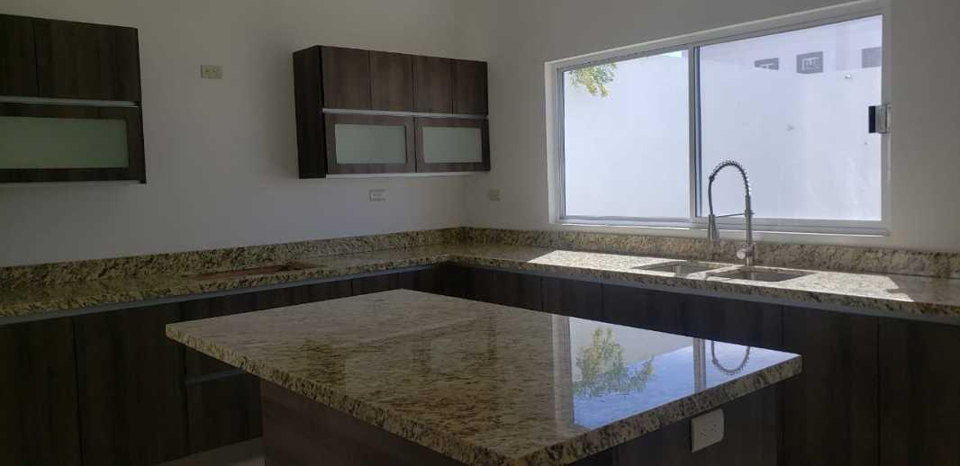 PIMENTON, Torreón, Coahuila de Zaragoza, 27400, Mexico, 3 Bedrooms Bedrooms, ,2 BathroomsBathrooms,Residential,For Sale,PIMENTON,1235211
