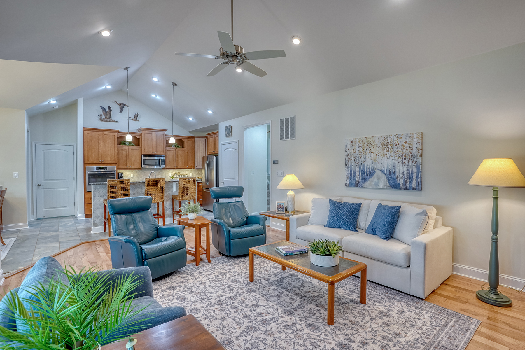  35510 Higgins Drive - 物件實景