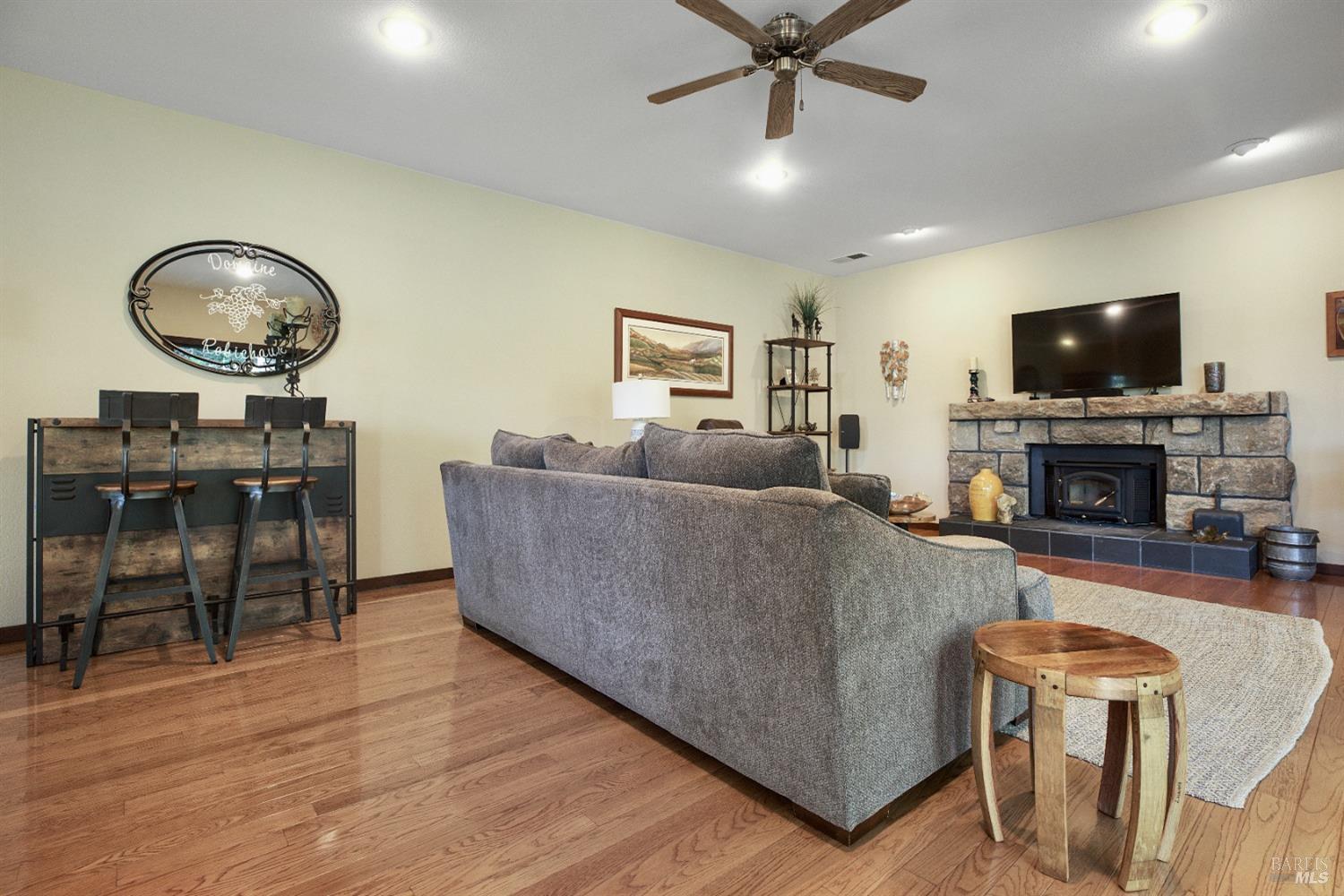 Angwin, California, 94508, United States, 3 Bedrooms Bedrooms, ,3 BathroomsBathrooms,Residential,For Sale,1737848