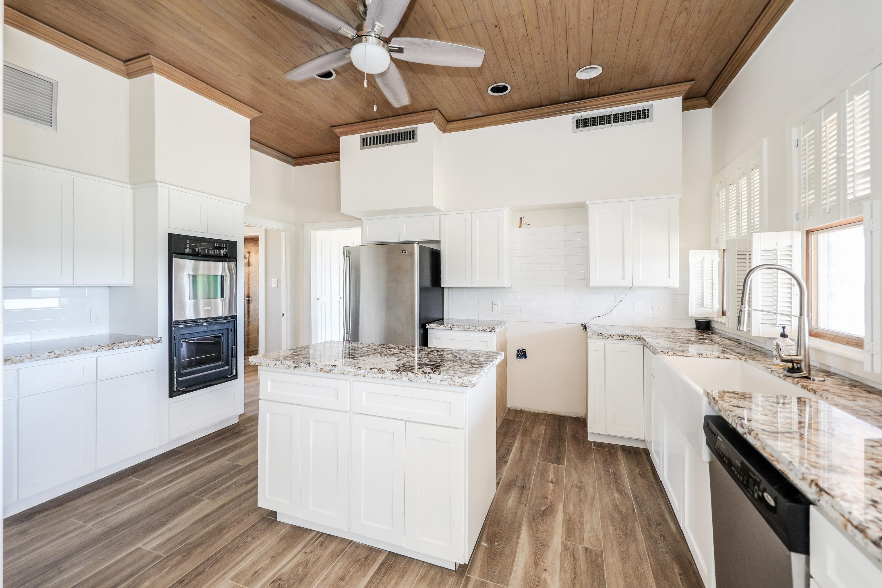 LAREDO, Texas, 78040, United States, 3 Bedrooms Bedrooms, ,3 BathroomsBathrooms,Residential,For Sale,1868916