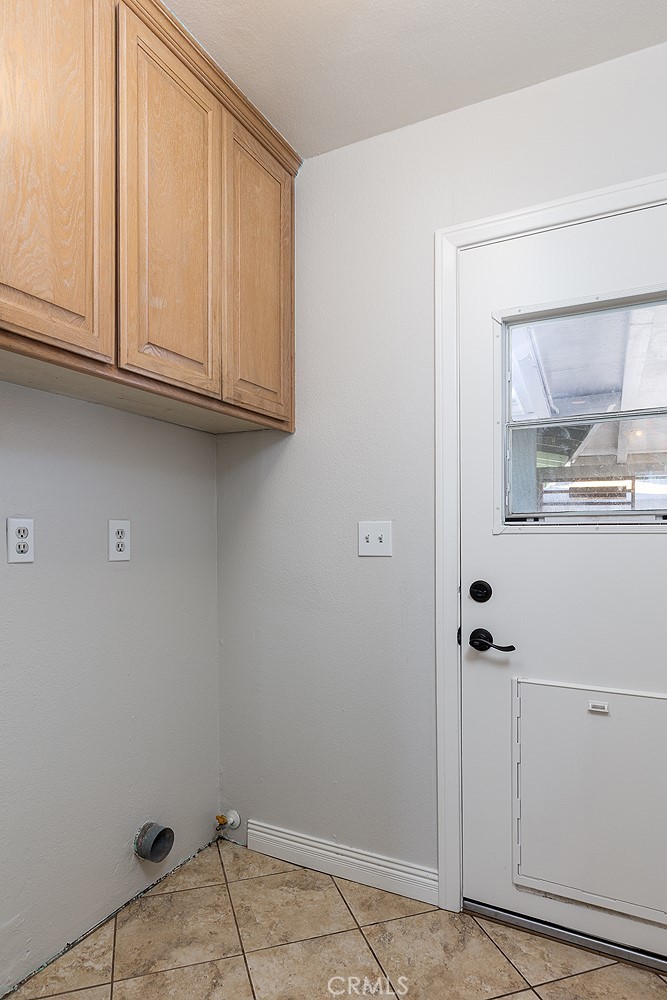 Glendora, California, 91740, United States, 3 Bedrooms Bedrooms, ,2 BathroomsBathrooms,Residential,For Sale,2003352