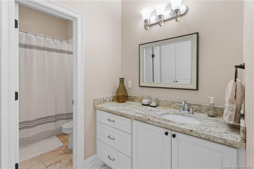 Lake Charles, Louisiana, 70605, United States, 4 Bedrooms Bedrooms, ,4 BathroomsBathrooms,Residential,For Sale,1978756