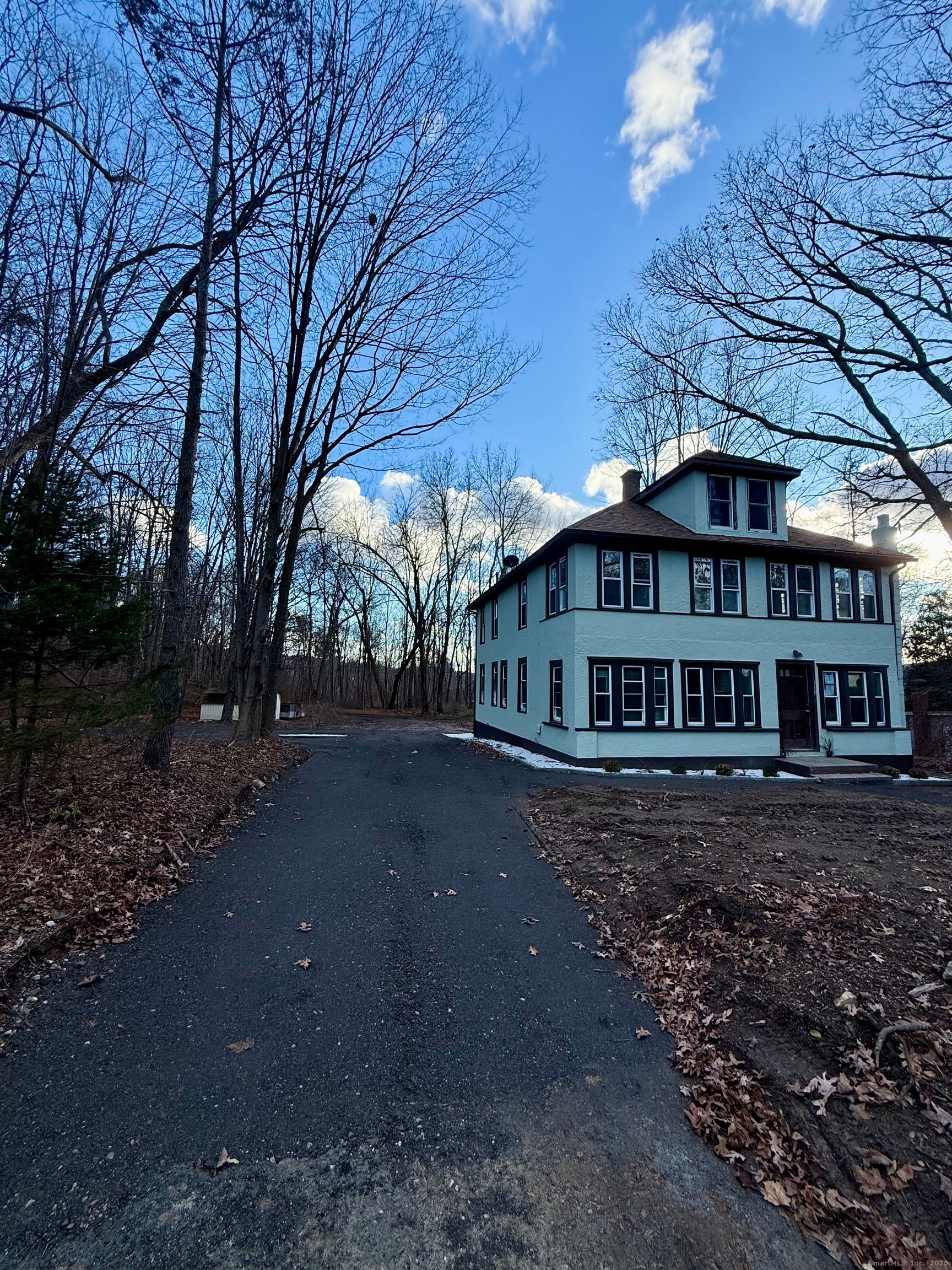 Torrington, Connecticut, 06790, United States, 4 Bedrooms Bedrooms, ,3 BathroomsBathrooms,Residential,For Sale,2003287