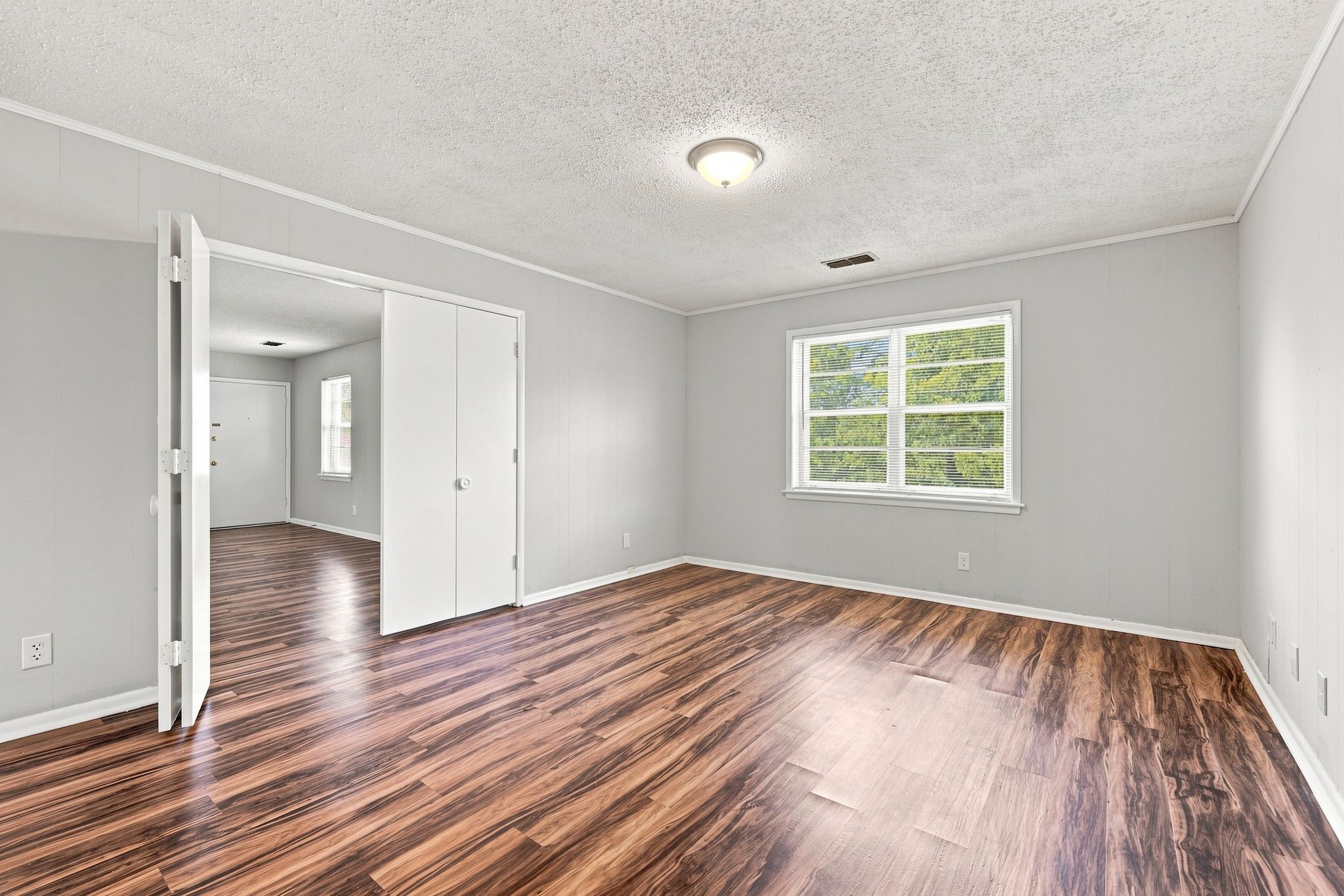  8204 Willowbrook Circle SE - 物件實景