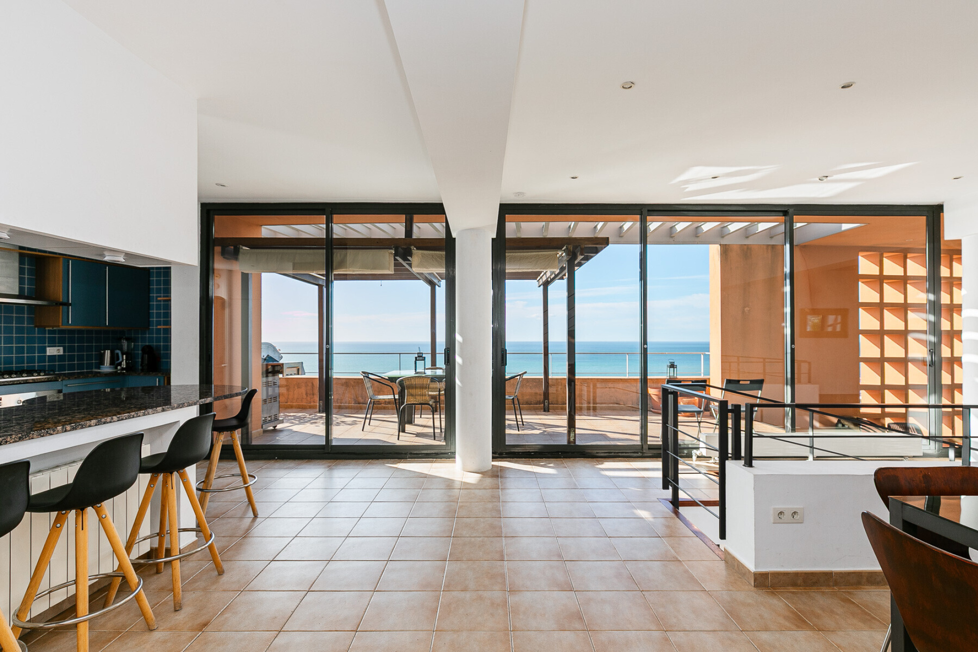  Large south facing villa with breathtaking sea views in Levantina - 物件實景