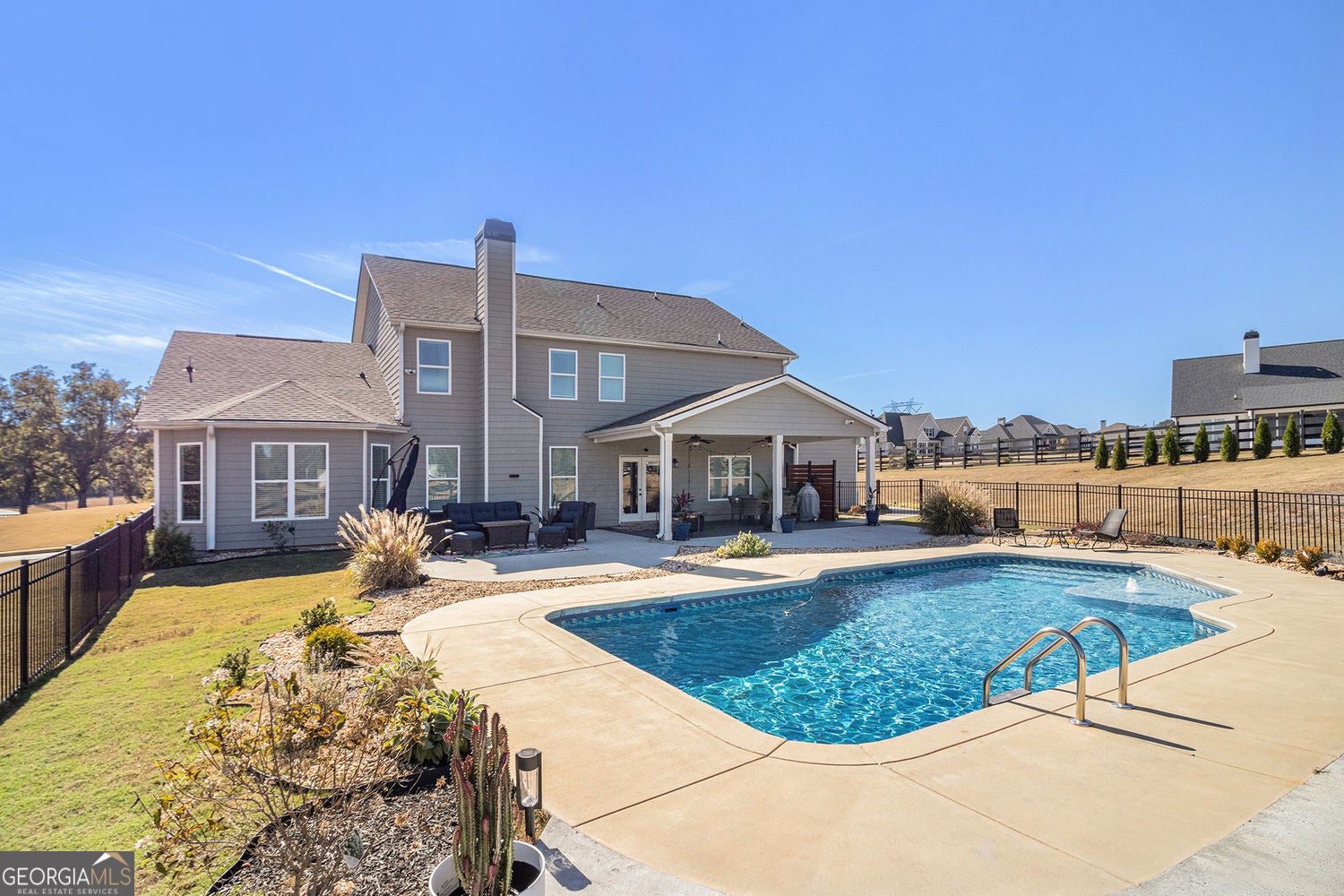 Senoia, Georgia, 30276, United States, 5 Bedrooms Bedrooms, ,4 BathroomsBathrooms,Residential,For Sale,1985823