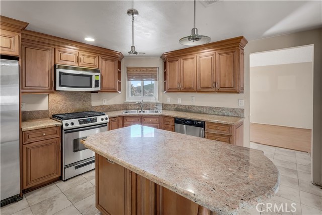 Canyon Country, California, 91387, United States, 2 Bedrooms Bedrooms, ,2 BathroomsBathrooms,Residential,For Sale,1979906