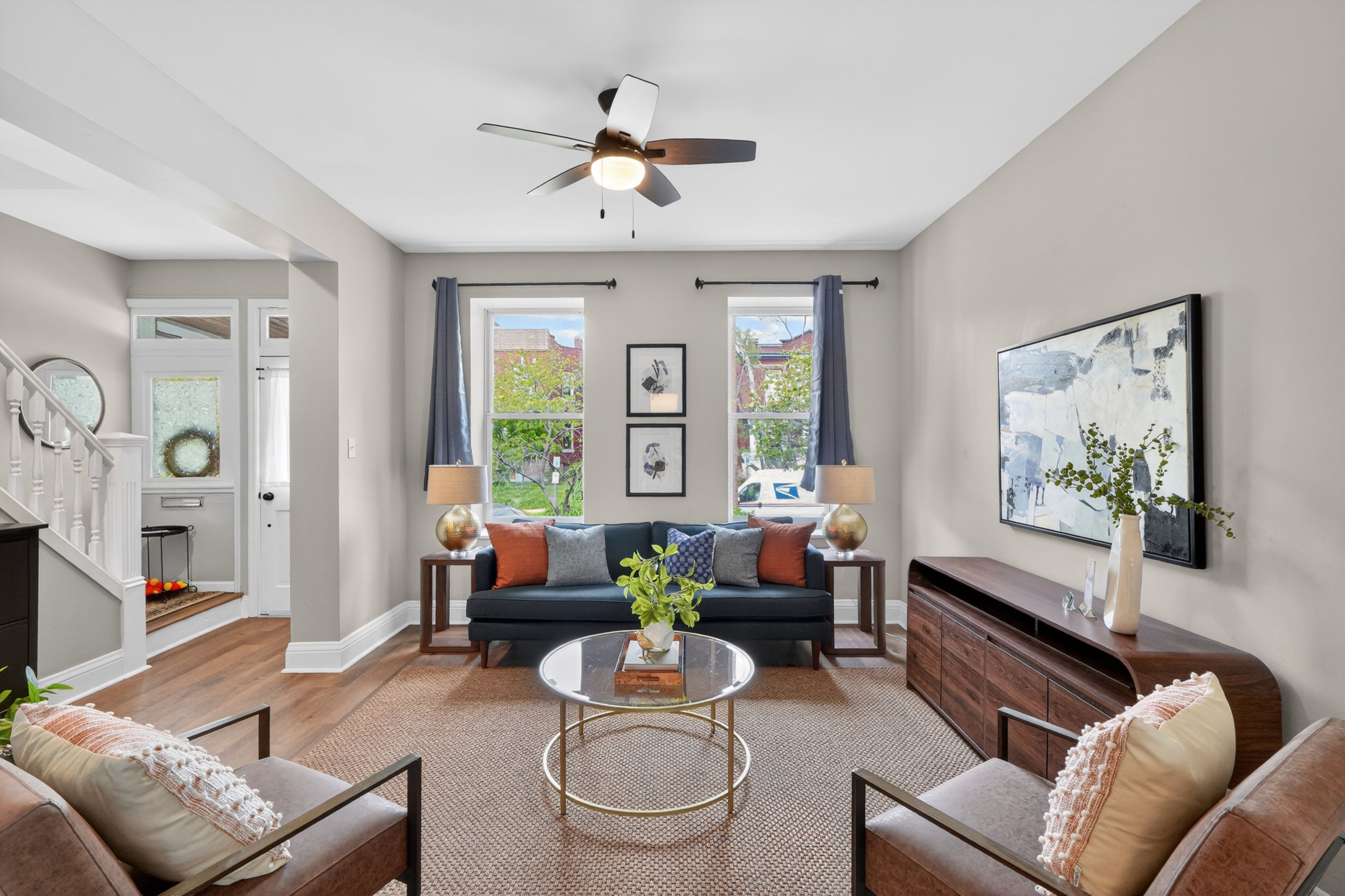  Beautifully updated, inviting home - 物件實景