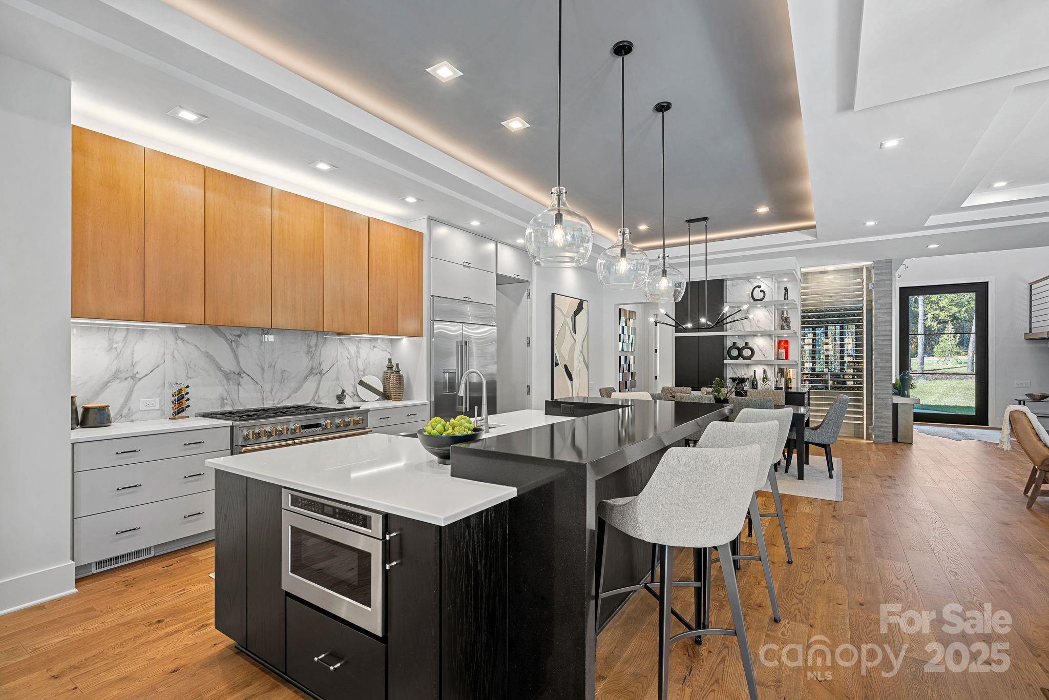 Davidson, North Carolina, 28036, United States, 5 Bedrooms Bedrooms, ,7 BathroomsBathrooms,Residential,For Sale,1989460