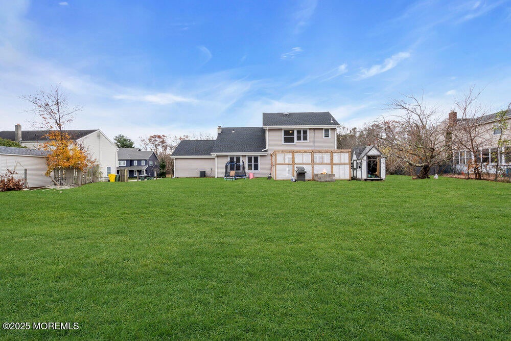 Lakewood, New Jersey, 08701, United States, 5 Bedrooms Bedrooms, ,2 BathroomsBathrooms,Residential,For Sale,2005162