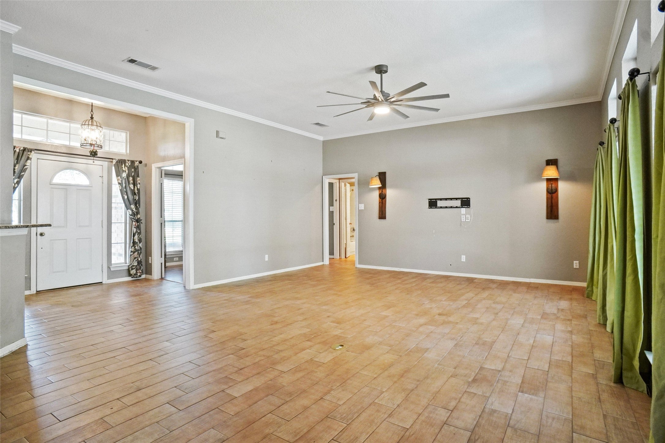 Haslet, Texas, 76052, United States, 3 Bedrooms Bedrooms, ,2 BathroomsBathrooms,Residential,For Sale,1980472