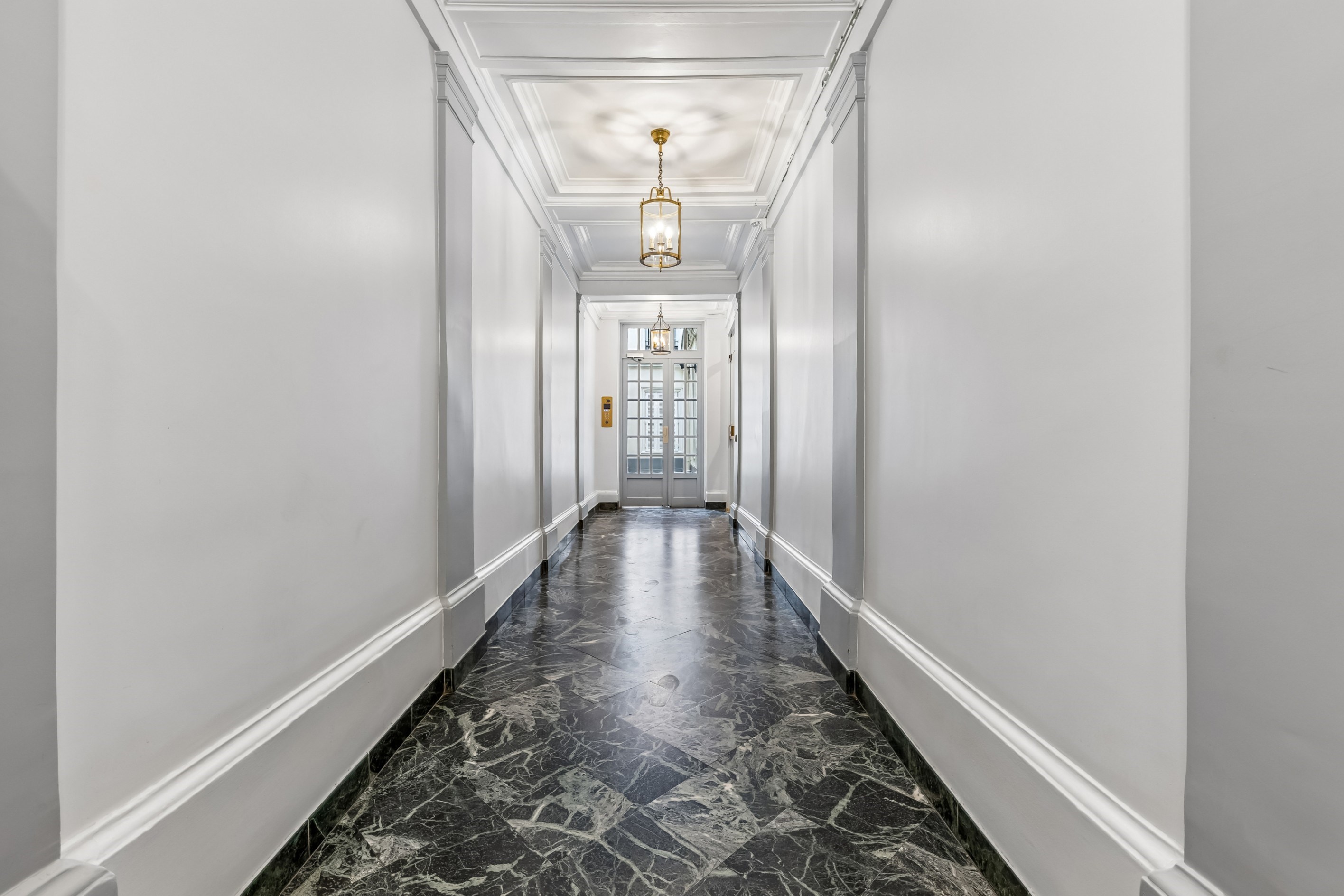  Family Apartment – Faubourg Saint-Honoré / Matignon - 物件實景
