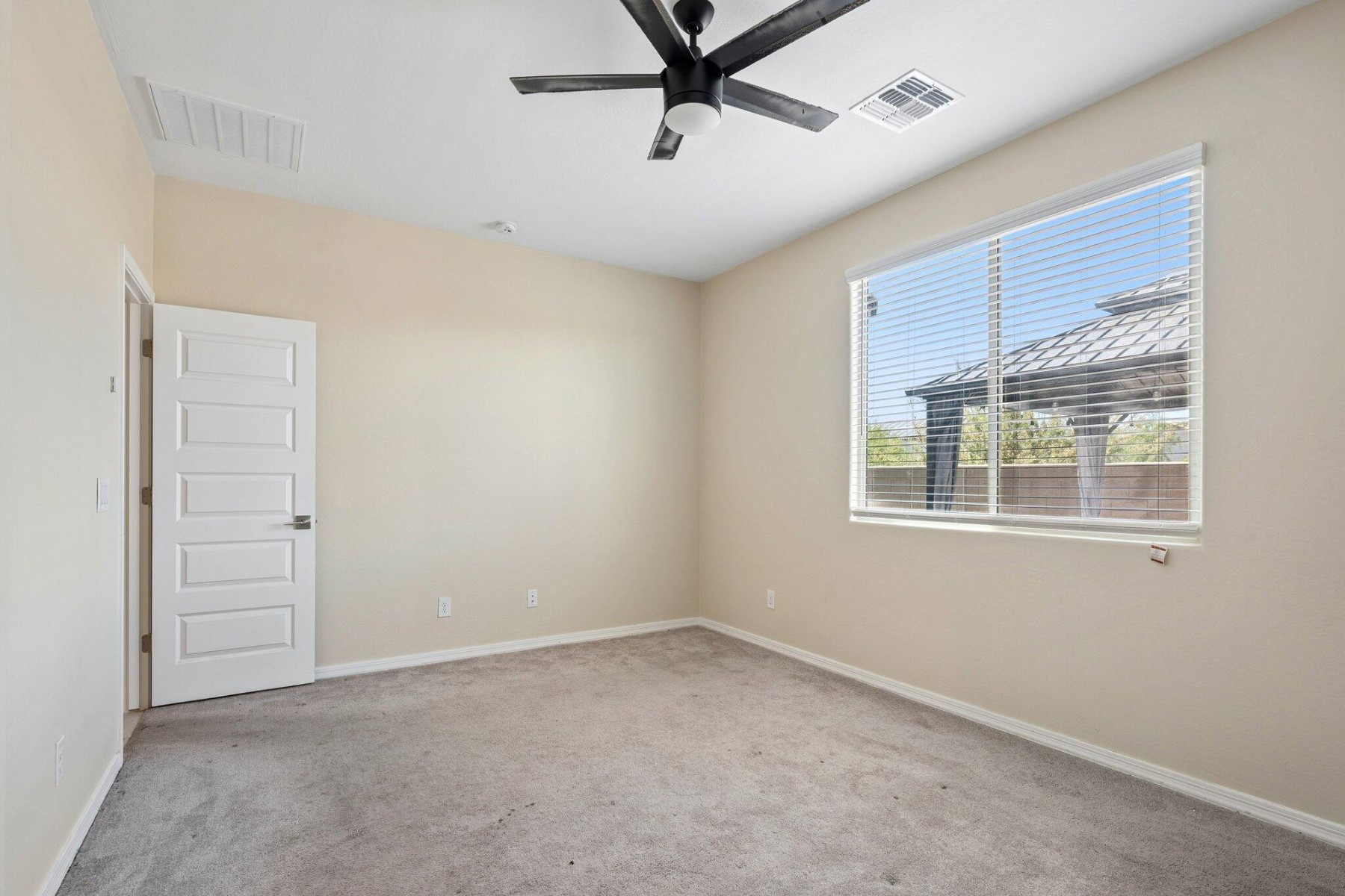  25572 N 142nd Lane  Surprise, AZ - 物件實景