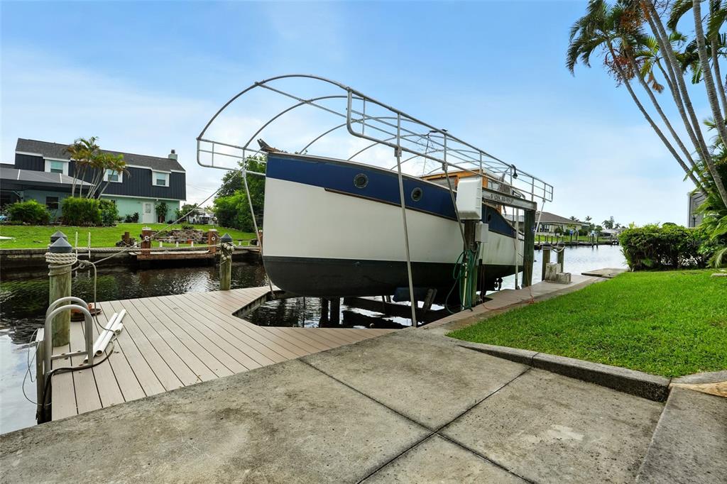 North Fort Myers, Florida, 33903, United States, 3 Bedrooms Bedrooms, ,2 BathroomsBathrooms,Residential,For Sale,1998346