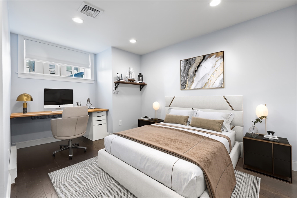 Boston, Massachusetts, 02129, United States, 2 Bedrooms Bedrooms, ,2 BathroomsBathrooms,Residential,For Sale,1940658