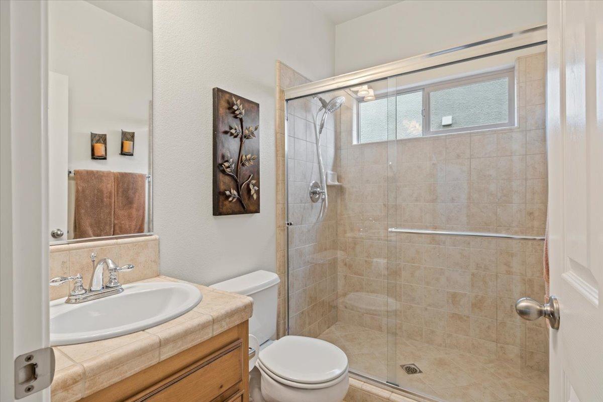 Roseville, California, 95747, United States, 4 Bedrooms Bedrooms, ,3 BathroomsBathrooms,Residential,For Sale,1928069