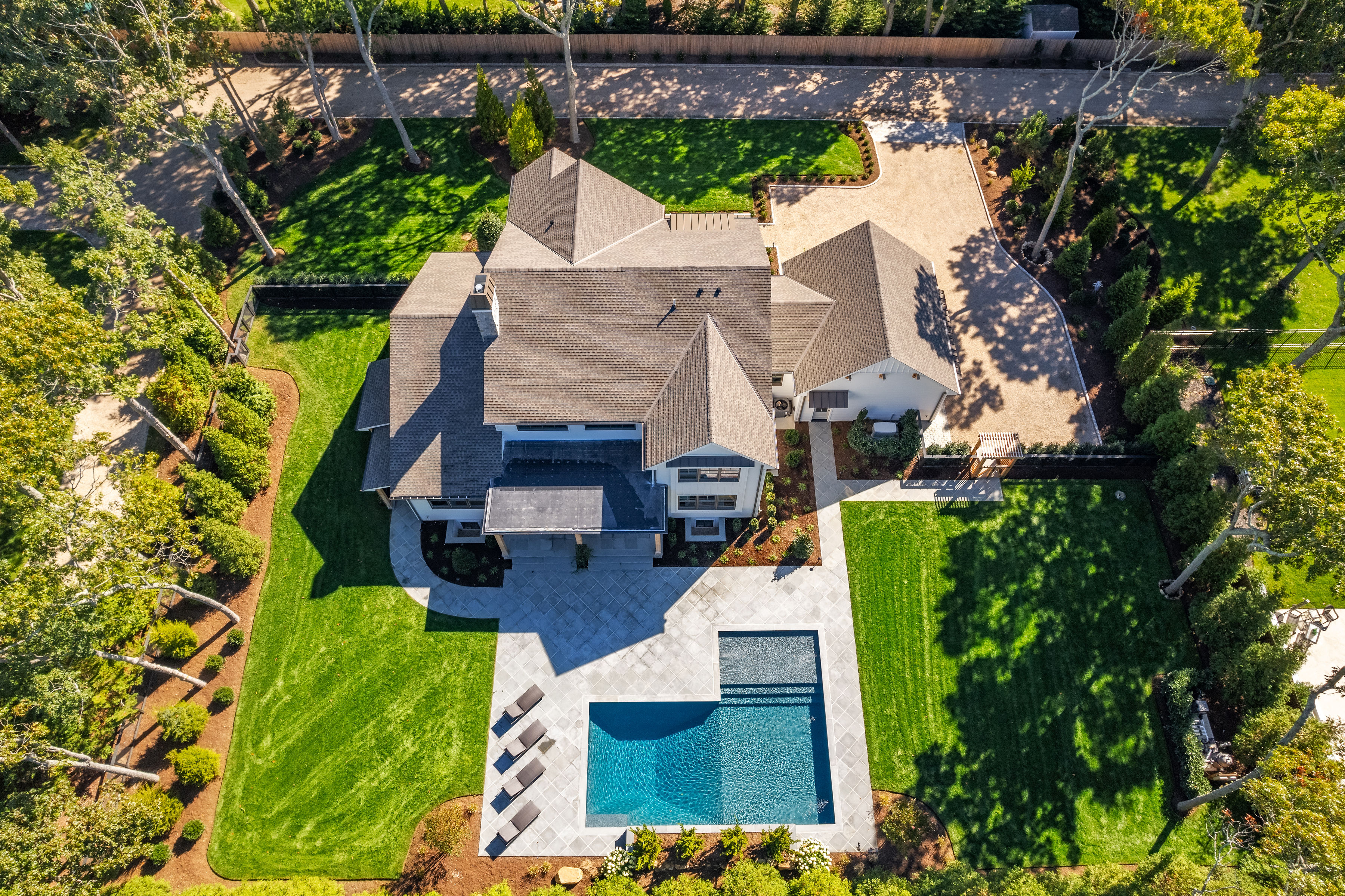 Southold, New York, 11971, United States, 4 Bedrooms Bedrooms, ,6 BathroomsBathrooms,Residential,For Sale,1976205