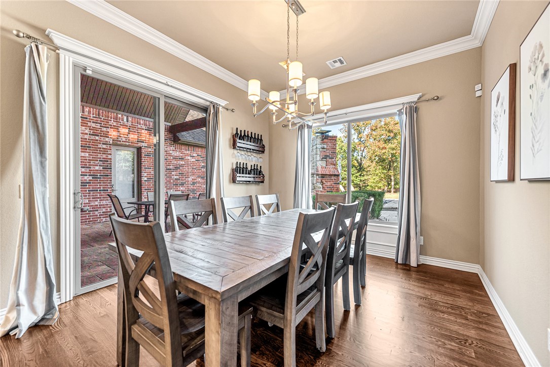 Centerton, Arkansas, 72719, United States, 5 Bedrooms Bedrooms, ,5 BathroomsBathrooms,Residential,For Sale,1992149