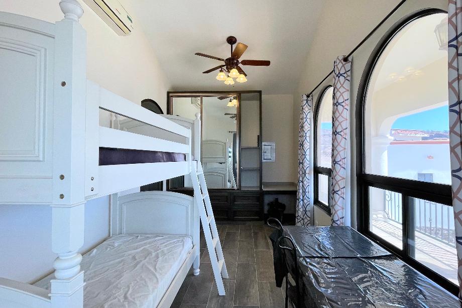 Guaymas, Sonora, 85506, Mexico, 4 Bedrooms Bedrooms, ,3 BathroomsBathrooms,Residential,For Sale,1916977